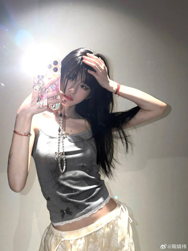 Mỹ nh&acirc;n 4000 năm l&uacute;c n&agrave;o cũng gầy v&igrave; xen mẹo giảm c&acirc;n v&agrave;o mọi hoạt động thường ng&agrave;y- Ảnh 1.