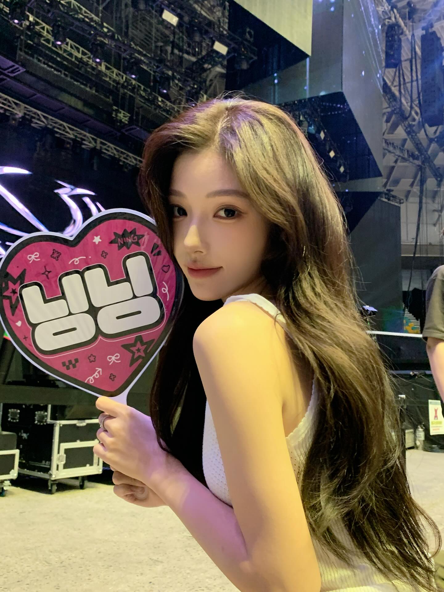 Hot girl kh&ocirc;ng bị lu mờ trước nữ thần Kpop: Visual như b&uacute;p b&ecirc; nhưng mặt mộc mới đỉnh- Ảnh 7.