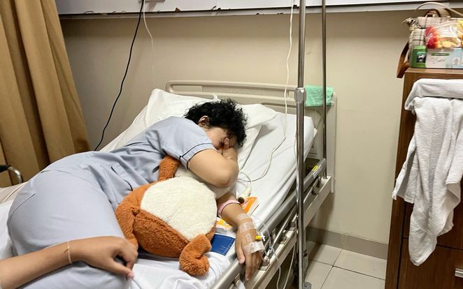 Ng&agrave;y c&agrave;ng c&oacute; nhiều người chết v&igrave; ung thư dạ d&agrave;y? B&aacute;c sĩ cảnh b&aacute;o: Đang ăn thấy 4 thứ n&agrave;y KH&Aacute;M NGAY c&ograve;n kịp!