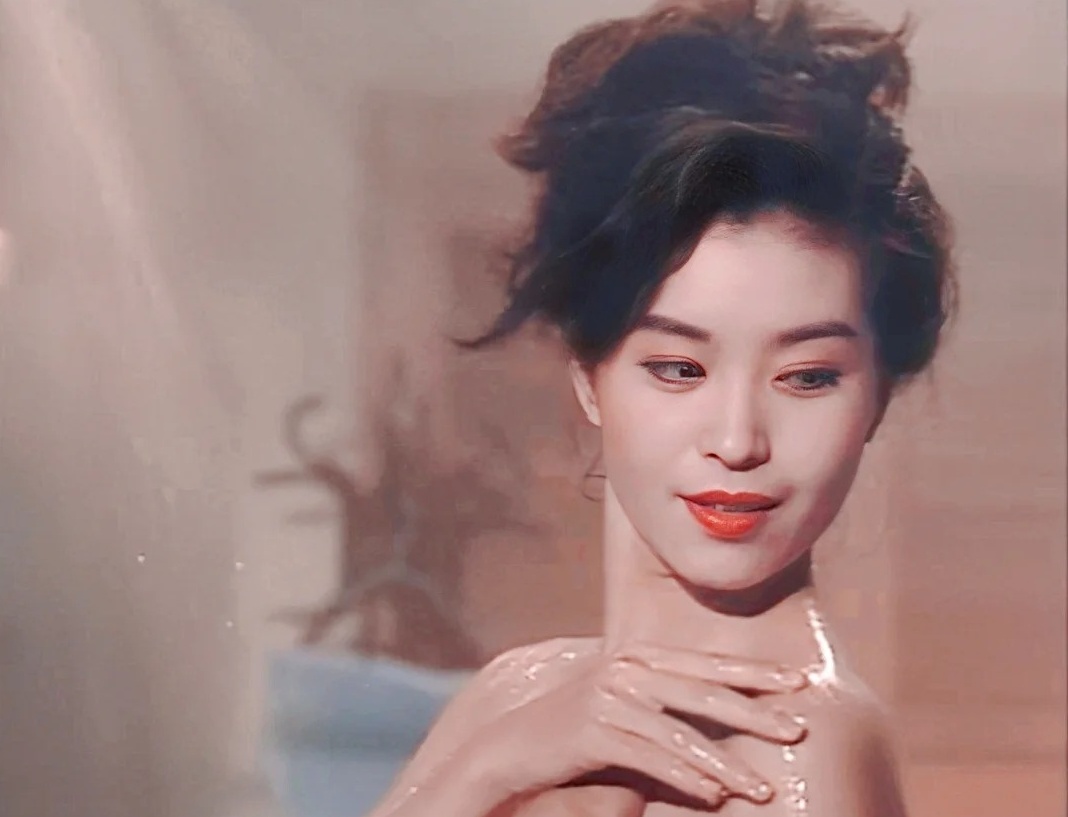 Chuyện tồi tệ g&igrave; đ&atilde; xảy ra với Hoa hậu mất chồng đại gia chỉ sau 13 ng&agrave;y cưới, th&agrave;nh g&oacute;a phụ ở tuổi 21?- Ảnh 4.