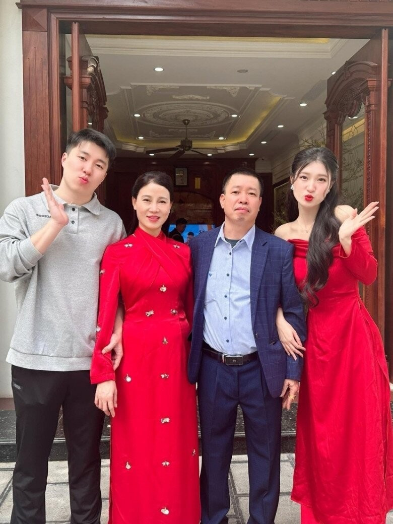 Gia thế &Aacute; hậu Phương Nhi trước khi th&agrave;nh con d&acirc;u nh&agrave; tỷ ph&uacute;- Ảnh 1.