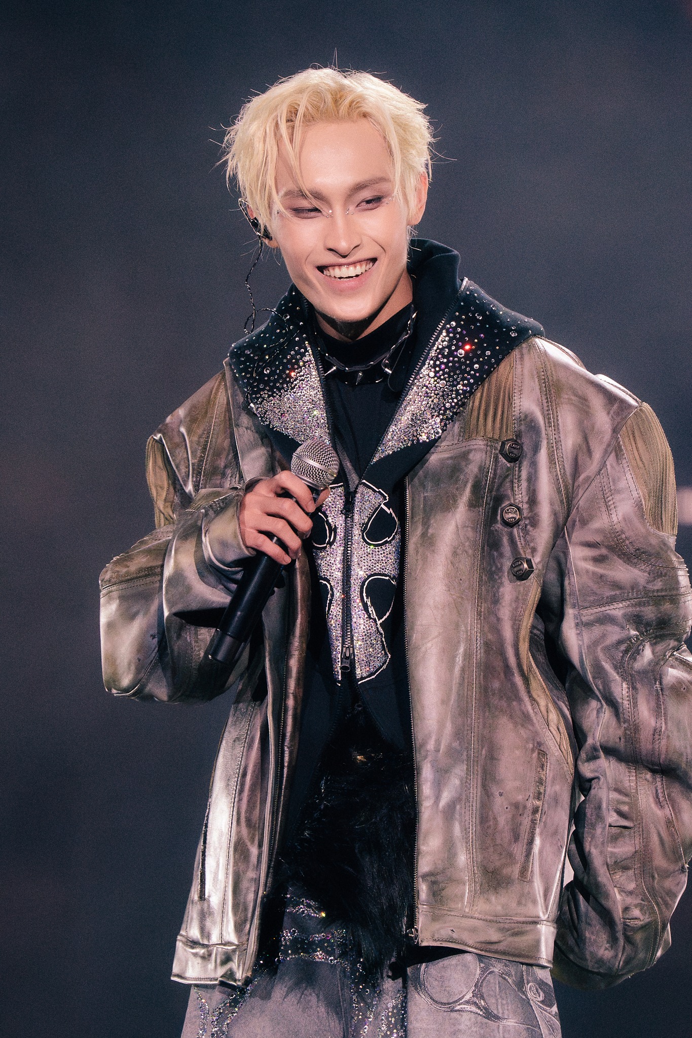 Bị cả c&otilde;i mạng giễu cợt nhưng đ&acirc;y l&agrave; nghệ sĩ Việt duy nhất l&agrave;m được điều n&agrave;y tr&ecirc;n BXH Spotify to&agrave;n cầu- Ảnh 3.