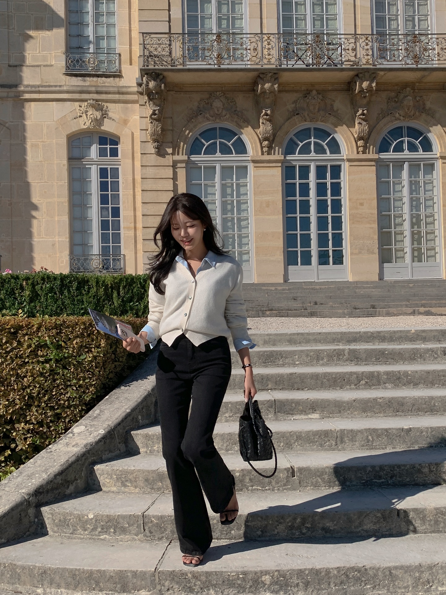 Mẫu &aacute;o len được mặc nhiều nhất hiện tại: Hợp mọi d&aacute;ng người, ai diện cũng th&agrave;nh n&agrave;ng thơ- Ảnh 2.