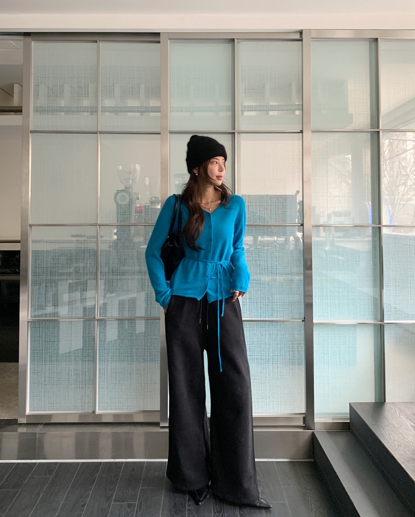 Mẫu &aacute;o len được mặc nhiều nhất hiện tại: Hợp mọi d&aacute;ng người, ai diện cũng th&agrave;nh n&agrave;ng thơ- Ảnh 9.