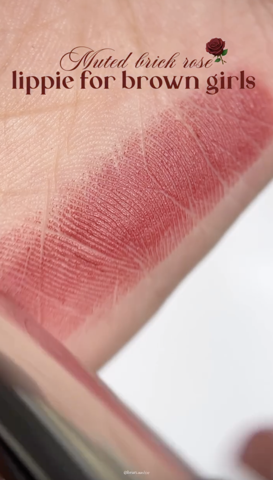 C&oacute; h&atilde;ng son cứ trời lạnh l&agrave; chiếm s&oacute;ng MXH: Qu&aacute; nhiều m&agrave;u hot trend, l&ecirc;n m&ocirc;i slay th&ocirc;i rồi!- Ảnh 8.