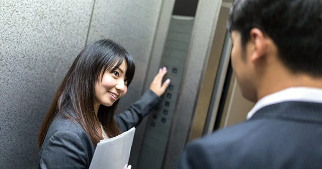 Khi sếp hỏi "Bạn kia đ&acirc;u rồi", người b&igrave;nh thường n&oacute;i "Em kh&ocirc;ng biết", người EQ cao v&agrave; c&oacute; khả năng thăng tiến trả lời kh&aacute;c hẳn- Ảnh 1.