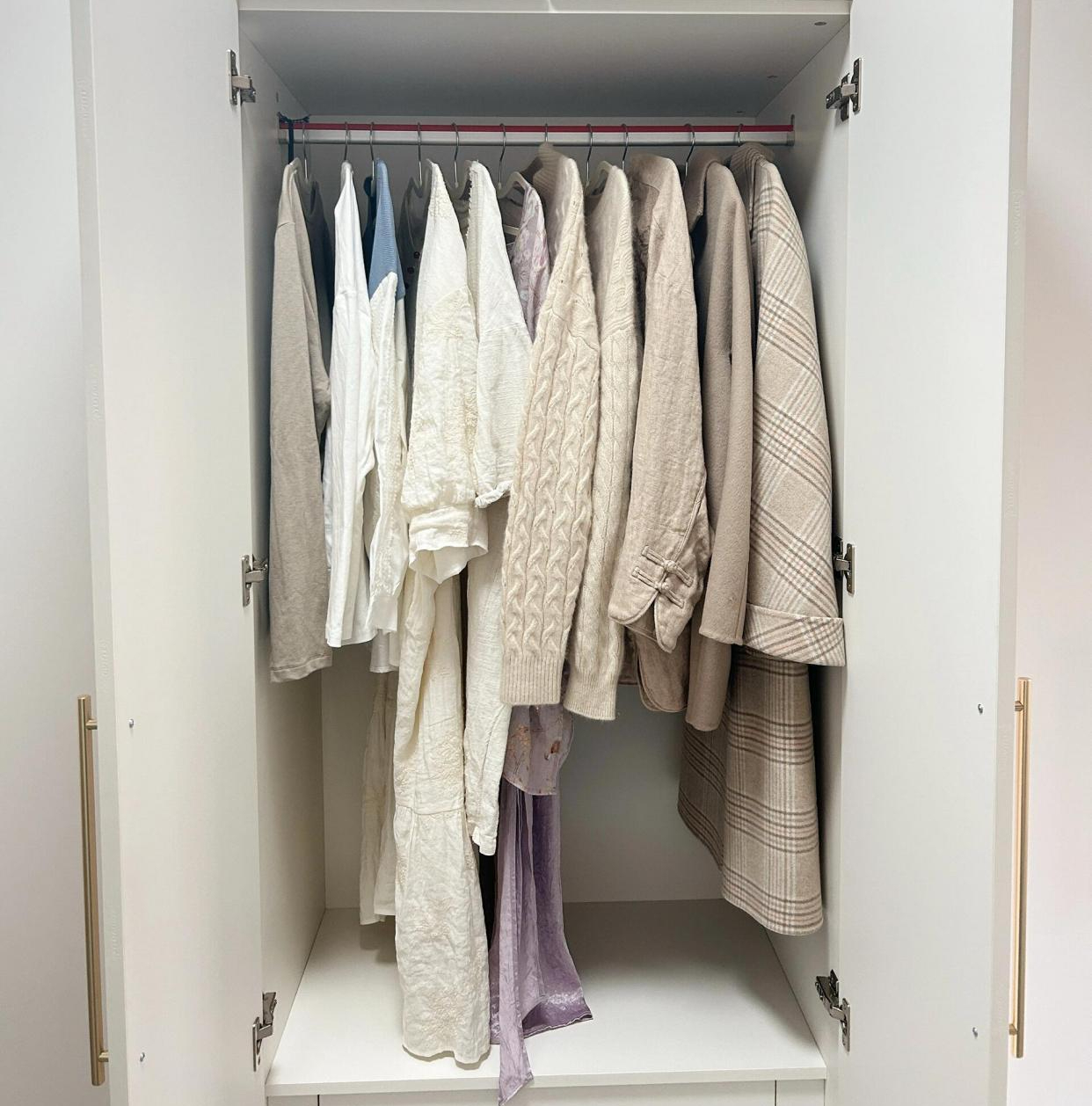 Ngo&agrave;i 40 tuổi, người phụ nữ sống trong căn nh&agrave; gần như trống rỗng v&agrave; đ&acirc;y l&agrave; l&yacute; do- Ảnh 5.