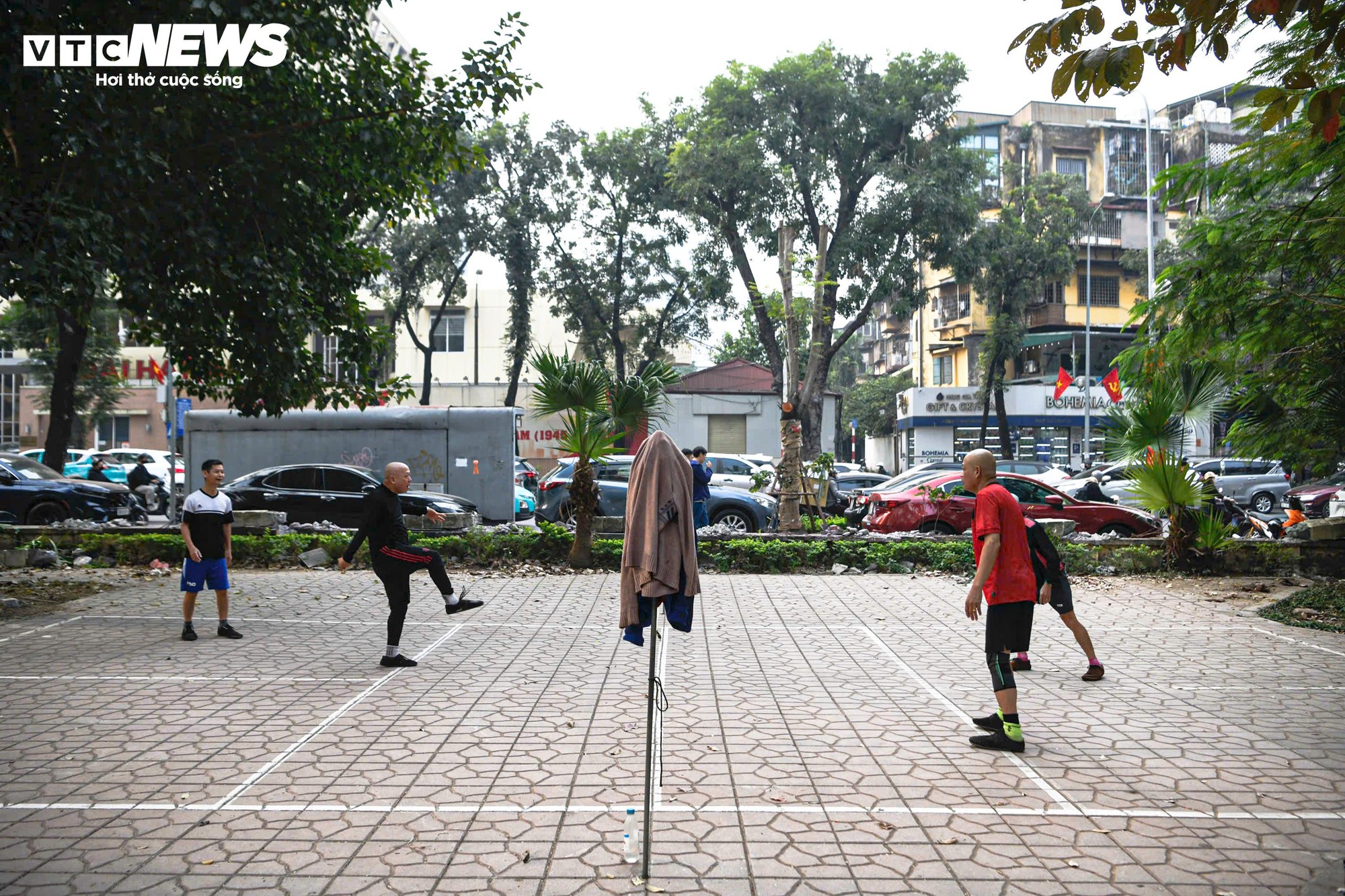 C&ocirc;ng vi&ecirc;n Indira Gandhi hạ r&agrave;o, mở kh&ocirc;ng gian xanh giữa trung t&acirc;m H&agrave; Nội- Ảnh 10.