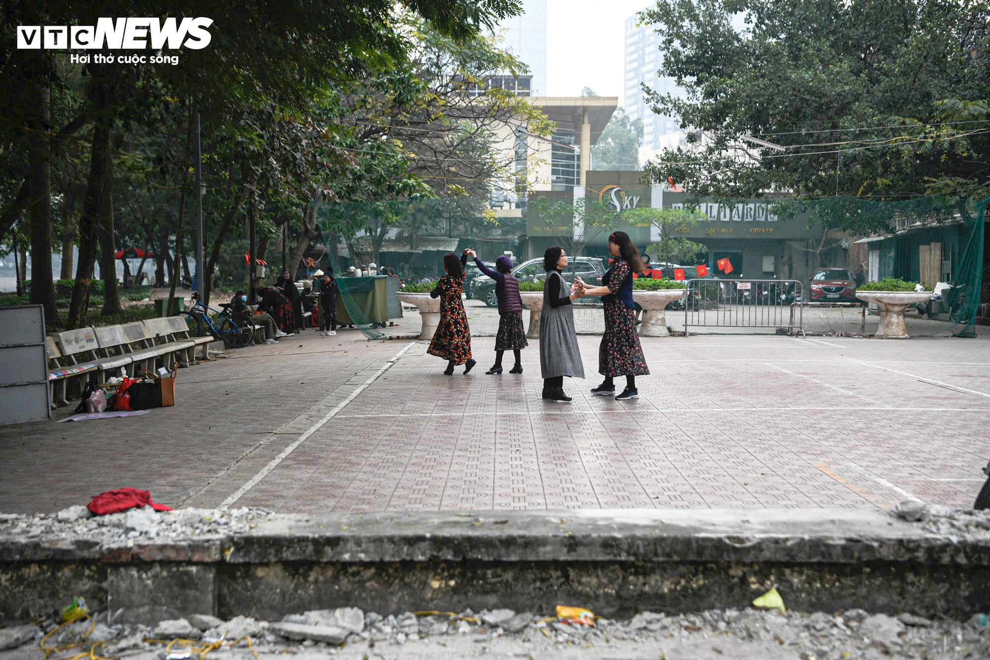 C&ocirc;ng vi&ecirc;n Indira Gandhi hạ r&agrave;o, mở kh&ocirc;ng gian xanh giữa trung t&acirc;m H&agrave; Nội- Ảnh 7.