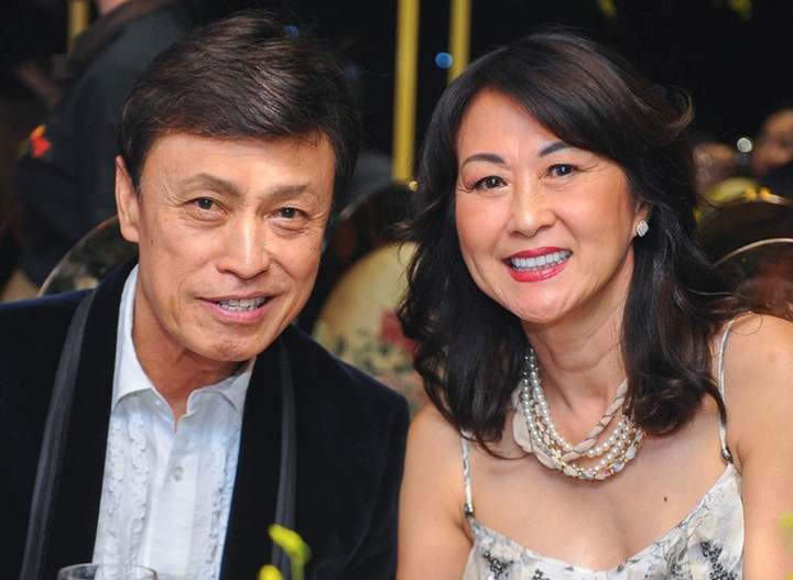 H&ocirc;n nh&acirc;n hơn 30 năm của Tuấn Ngọc v&agrave; vợ k&eacute;m 14 tuổi trước khi ly h&ocirc;n- Ảnh 1.