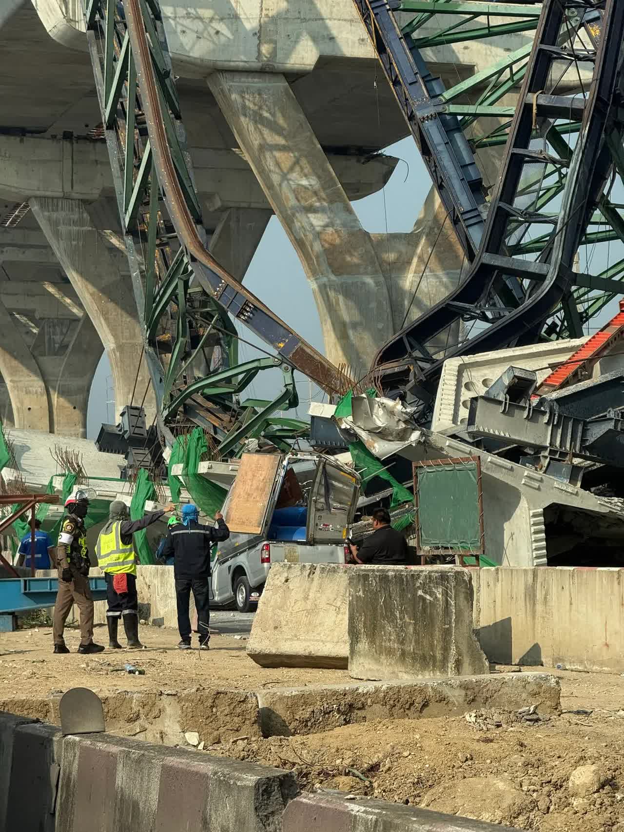 Lại th&ecirc;m 1 vụ sập cần cẩu tại Th&aacute;i Lan g&acirc;y thương vong trong 2 ng&agrave;y li&ecirc;n tiếp- Ảnh 3.