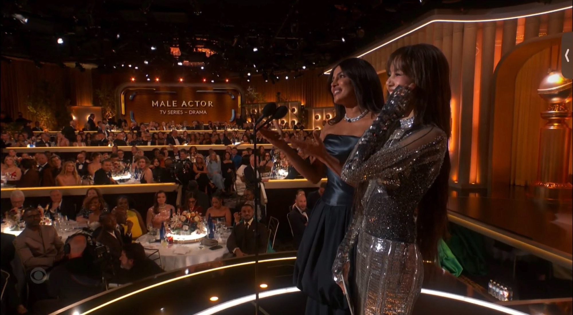 "Bắt gọn" t&agrave;i tử say đắm ngắm Lisa ở Quả Cầu V&agrave;ng, bạn trai tỷ ph&uacute; đ&atilde; c&oacute; đối thủ rồi?- Ảnh 1.