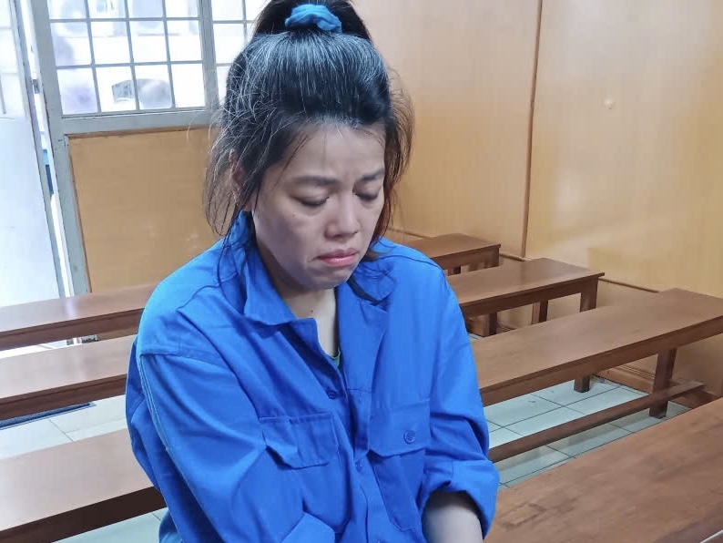 Tin nhắn định vị oan nghiệt: Người phụ nữ U50 "xuống tay" với bạn trai tại qu&aacute;n Karaoke- Ảnh 1.