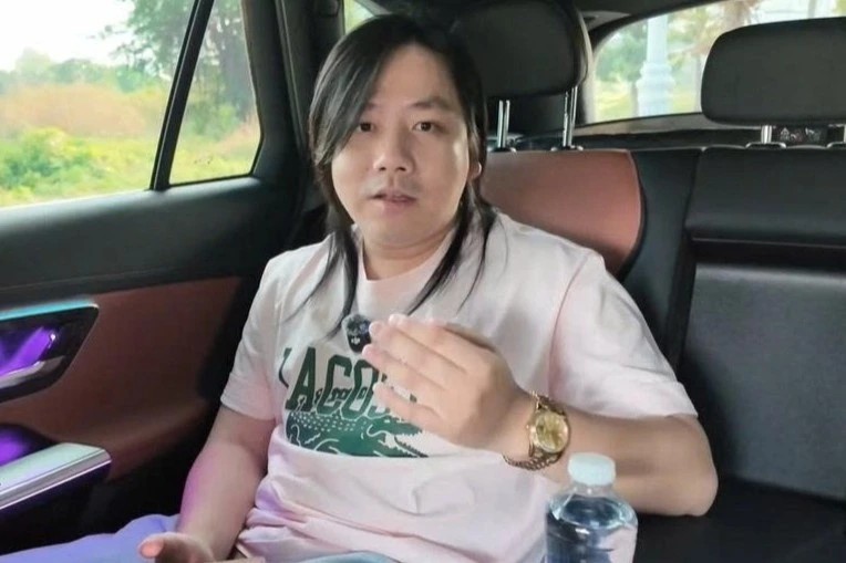 Từng tuy&ecirc;n bố &ldquo;tiền nhiều x&agrave;i kh&ocirc;ng hết&rdquo;, Khoa Pug bất ngờ th&ocirc;ng b&aacute;o về t&igrave;nh h&igrave;nh t&agrave;i ch&iacute;nh hiện tại- Ảnh 1.