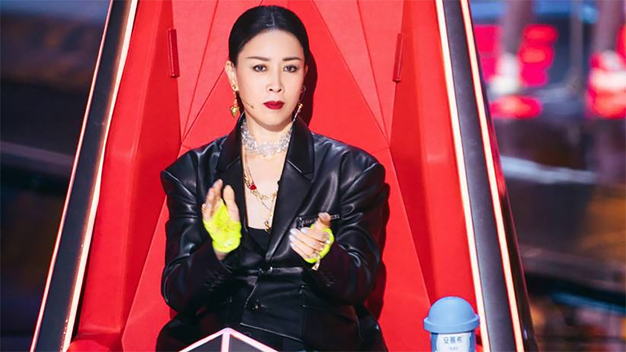 Nữ ca sĩ được v&iacute; như "quốc bảo &acirc;m nhạc": Bị tẩy chay v&igrave; văng tục, vướng scandal nghi&ecirc;m trọng đ&agrave;i quốc gia xo&aacute; sổ- Ảnh 7.