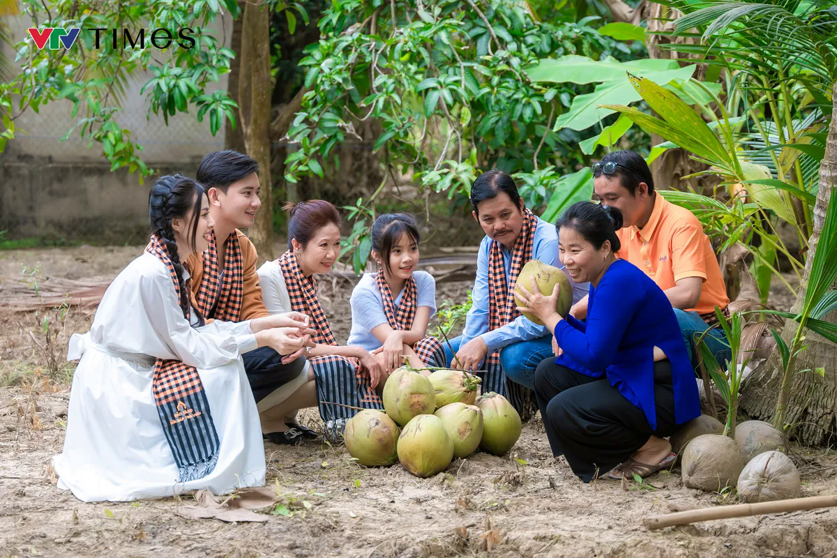 Du xuân "Thủ phủ dừa sáp" Vĩnh Long- Ảnh 2. Du xuân "Thủ phủ dừa sáp" Vĩnh Long- Ảnh 2.