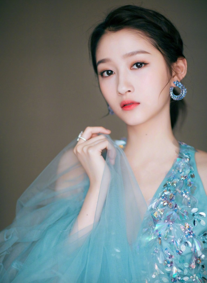 "Em g&aacute;i quốc d&acirc;n" của m&agrave;n ảnh Hoa ngữ, nổi tiếng từ năm 4 tuổi giờ ra sao?- Ảnh 2.