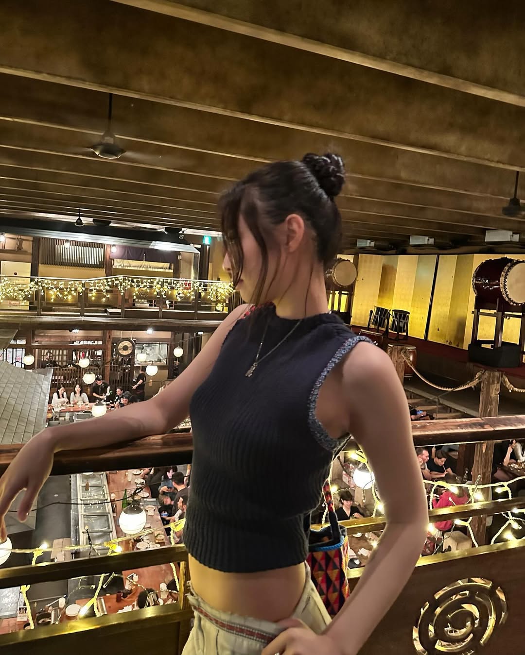 Mỹ nh&acirc;n thấp b&eacute; nhưng mặc g&igrave; cũng sang, đến hơi thở cũng kh&iacute; chất: Cả showbiz c&oacute; đ&uacute;ng 1 người!- Ảnh 17.