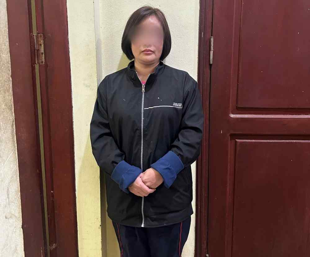 Bắt giữ khẩn cấp b&agrave; chủ qu&aacute;n c&agrave; ph&ecirc; Nguyễn Thị Thủy- Ảnh 1.