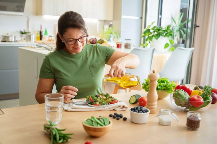 4 si&ecirc;u thực phẩm quen thuộc gi&uacute;p sống khỏe hơn mỗi ng&agrave;y- Ảnh 1.