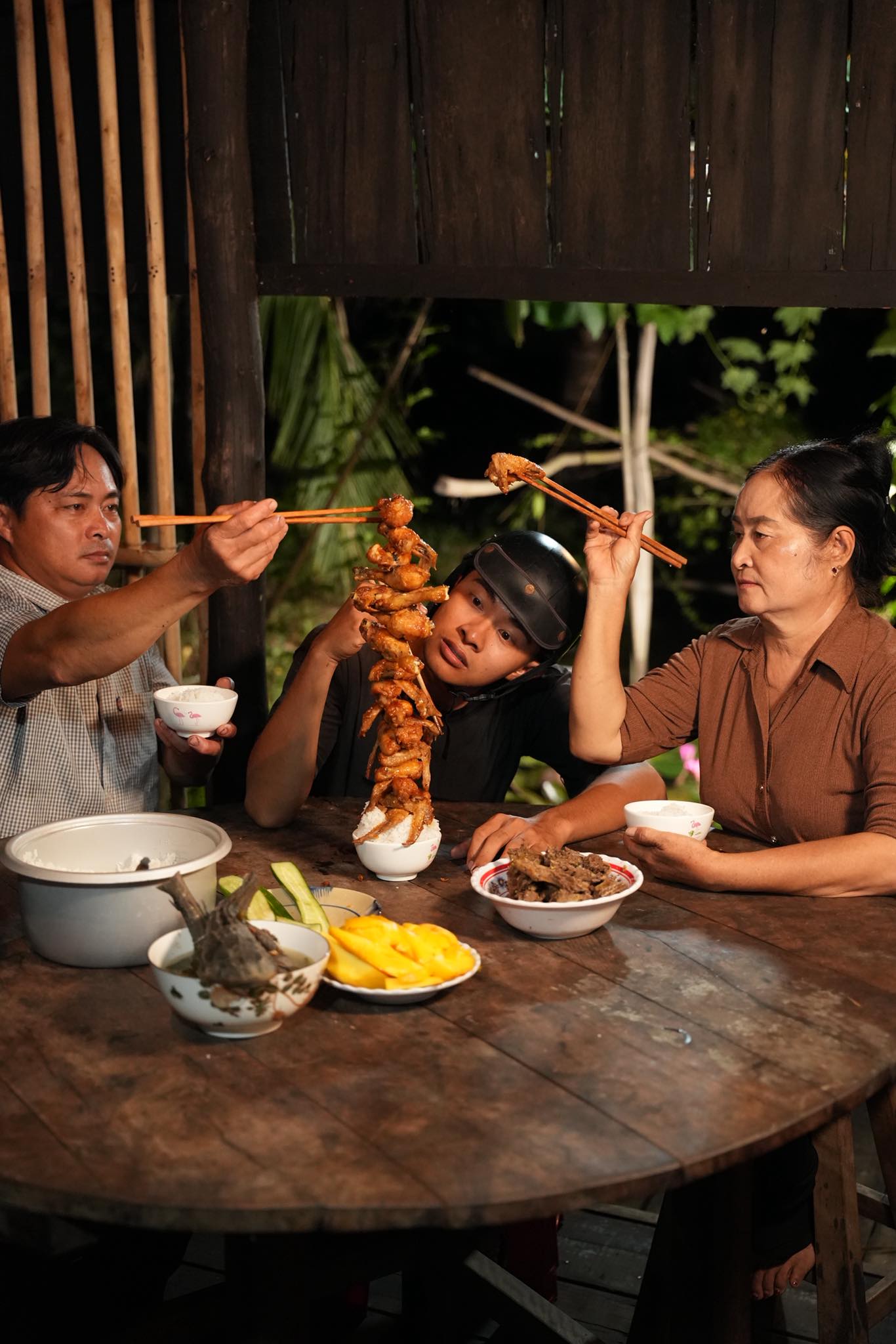 L&ecirc; Tuấn Khang, Ninh Dương Story, Tina Thảo Thi v&agrave; h&agrave;nh tr&igrave;nh bền bỉ tạo gi&aacute; trị theo c&aacute;ch ri&ecirc;ng- Ảnh 2.