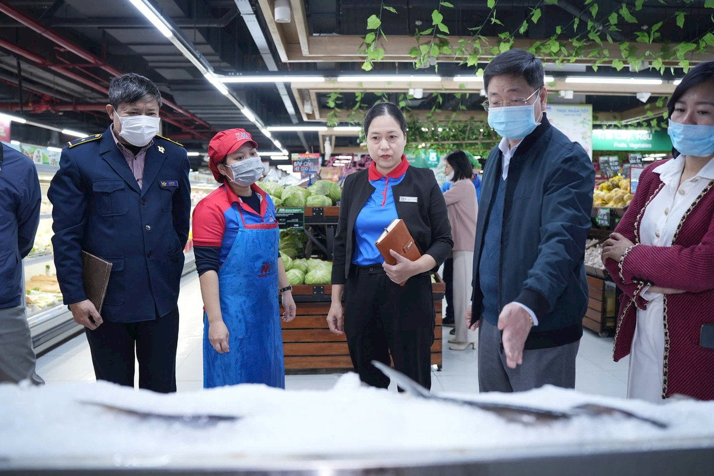 H&agrave; Nội: Ph&aacute;t hiện nhiều sản phẩm tươi sống tại si&ecirc;u thị kh&ocirc;ng c&oacute; hạn sử dụng- Ảnh 1.