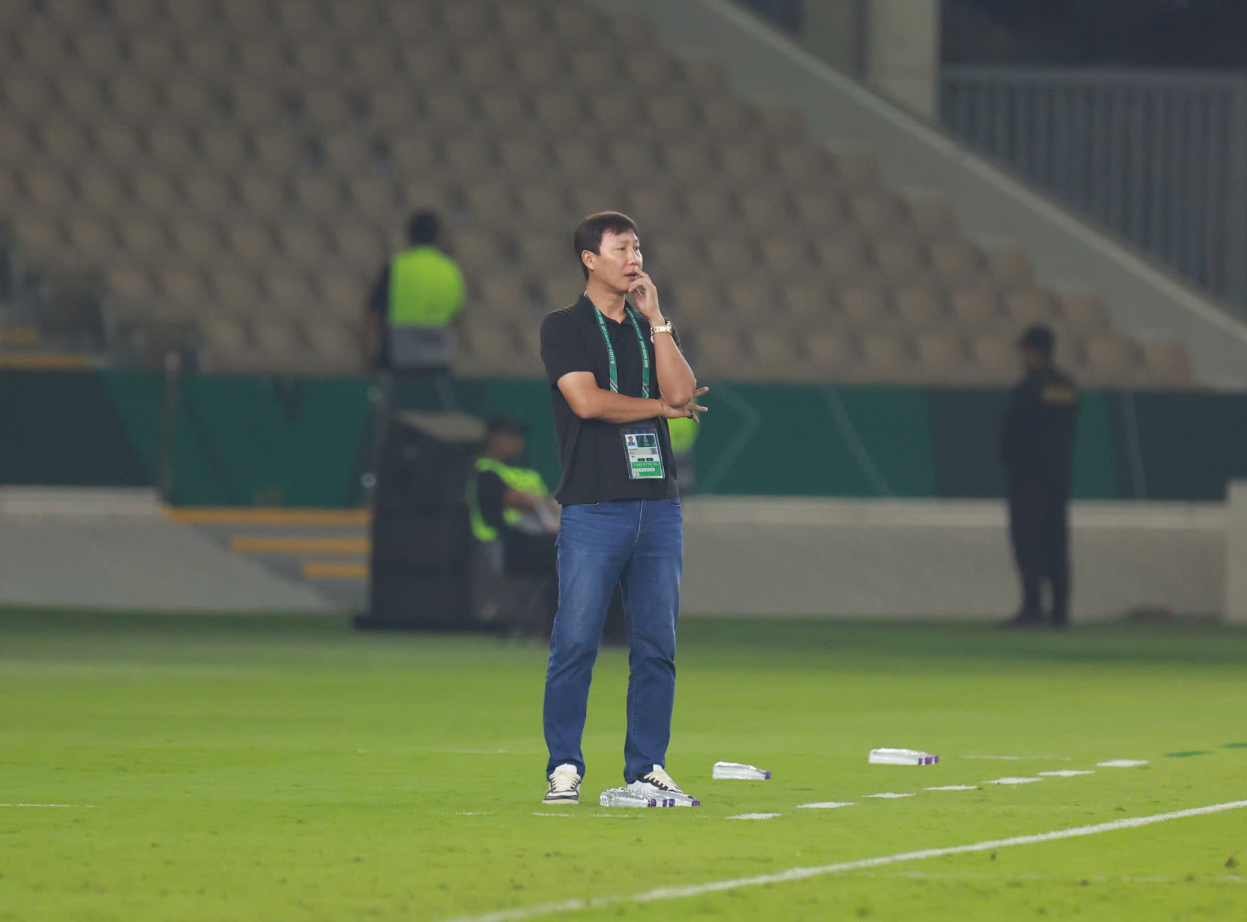 Sao trẻ 18 tuổi L&ecirc; Ph&aacute;t 