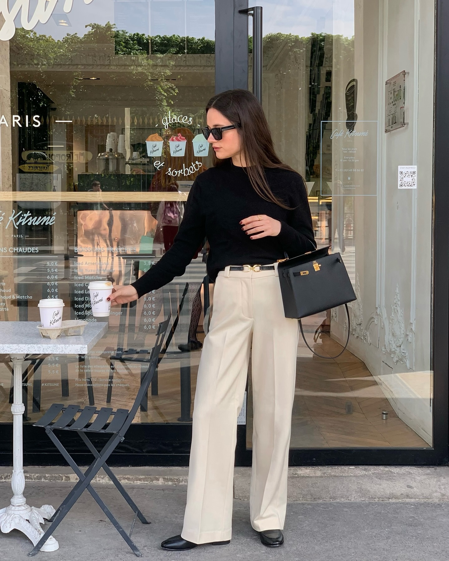 Phụ nữ Ph&aacute;p diện quần ống rộng với 5 mẫu &aacute;o, ai th&iacute;ch style đơn giản c&agrave;ng n&ecirc;n tham khảo- Ảnh 5.