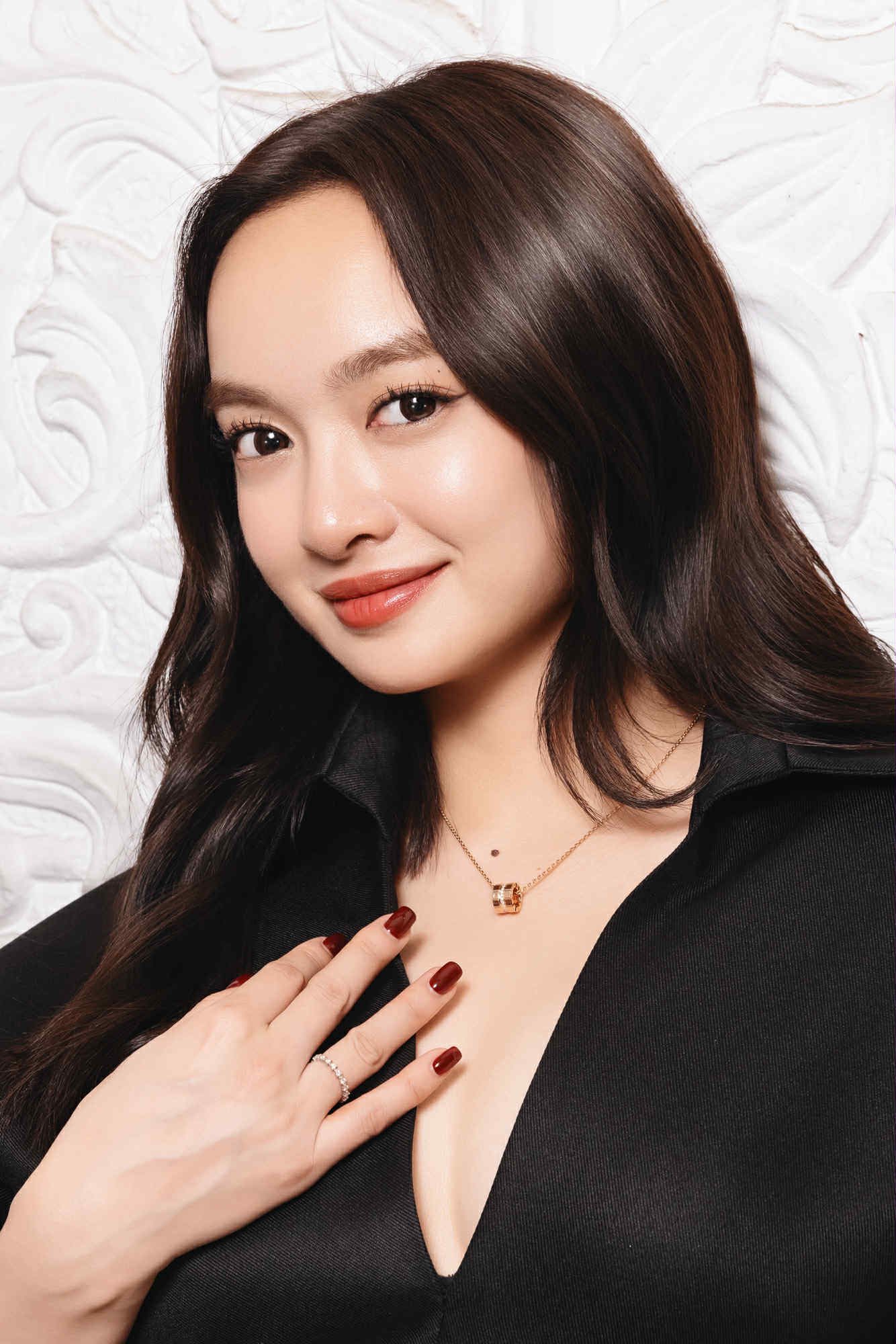 Qu&aacute; khứ kh&ocirc;ng tưởng của Kaity Nguyễn- Ảnh 3.