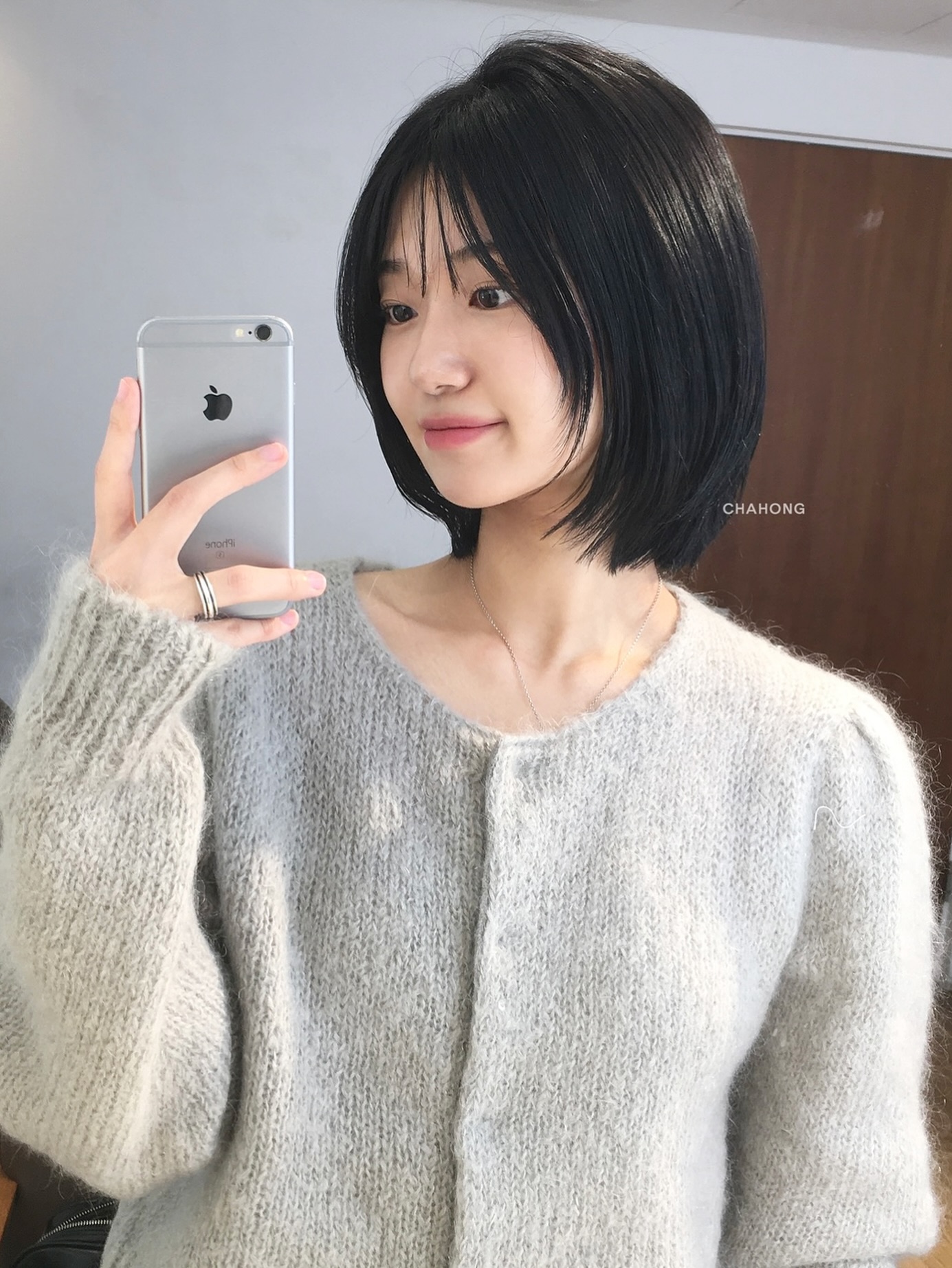 4 kiểu t&oacute;c kh&ocirc;ng cần nhuộm m&agrave;u vẫn rất trẻ, giữ nguy&ecirc;n m&agrave;u đen lại c&agrave;ng sang- Ảnh 4.