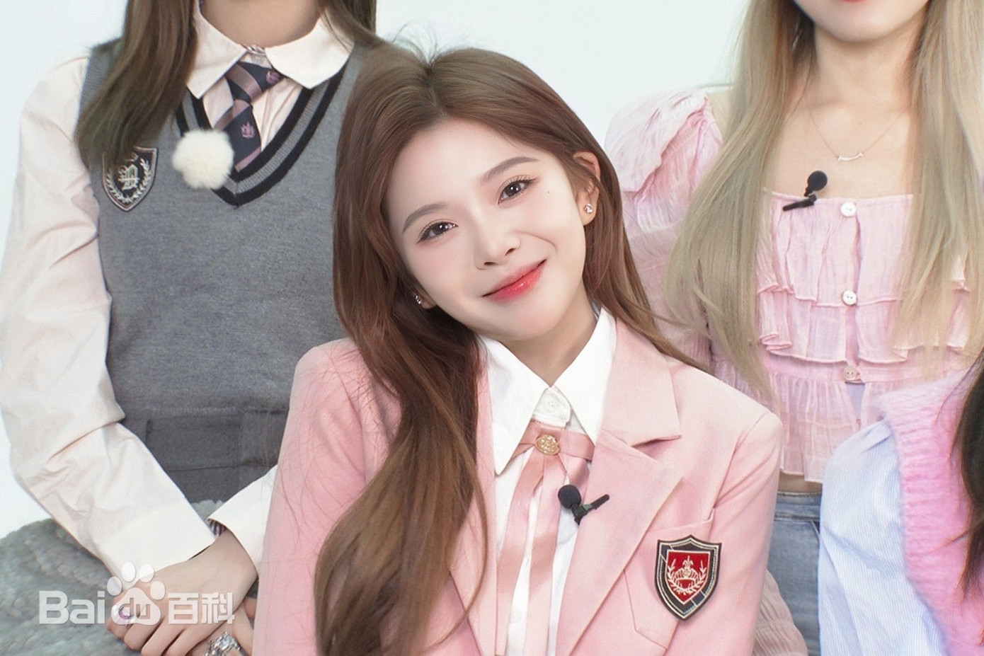 C&ocirc;ng bố hai diễn vi&ecirc;n trốn thuế- Ảnh 1.