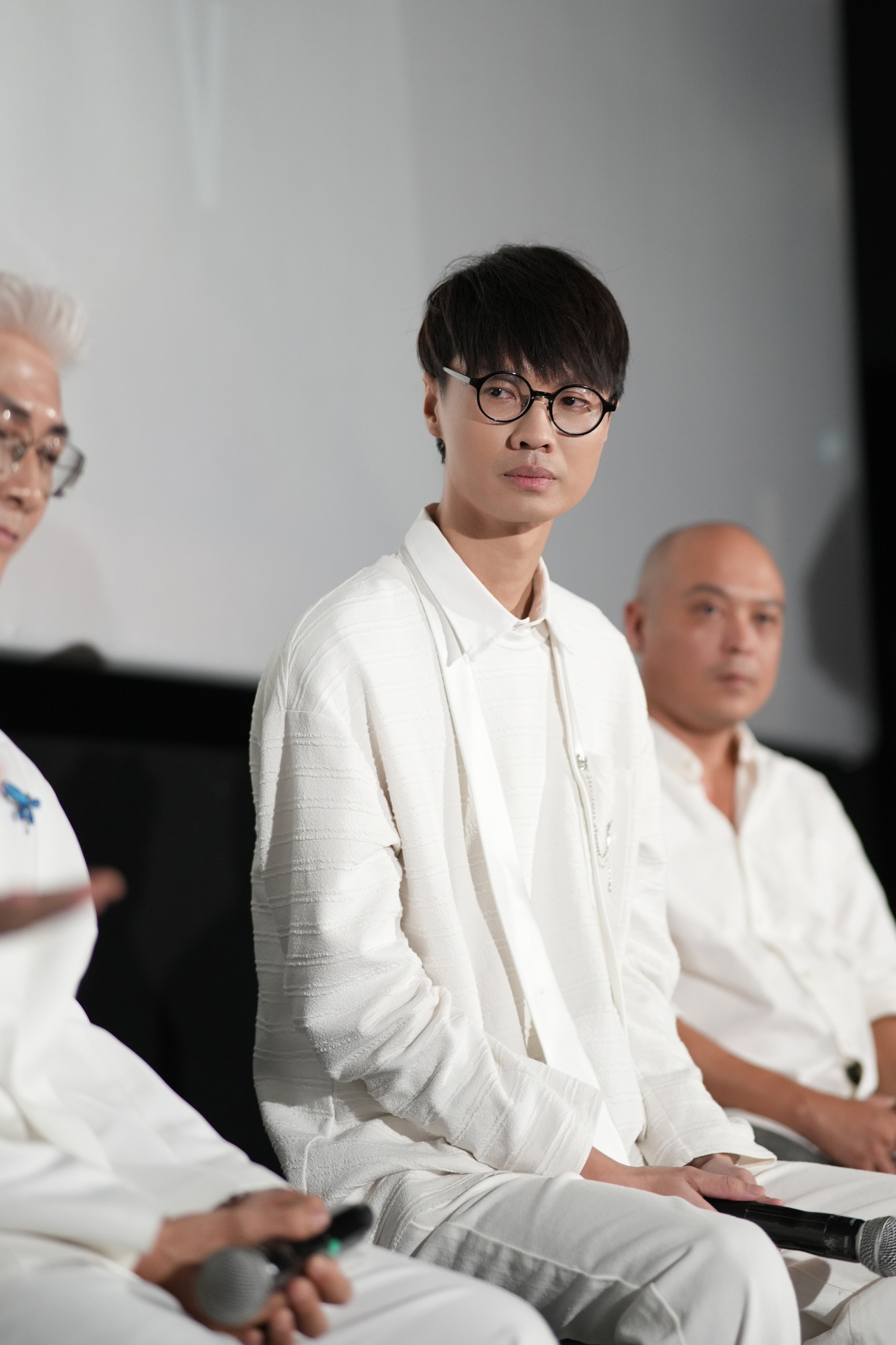 Karik hỏi thẳng: &ldquo;Ca sĩ ảo biểu diễn thế n&agrave;o, c&oacute; l&agrave;m rapper được kh&ocirc;ng?&rdquo;- Ảnh 4.