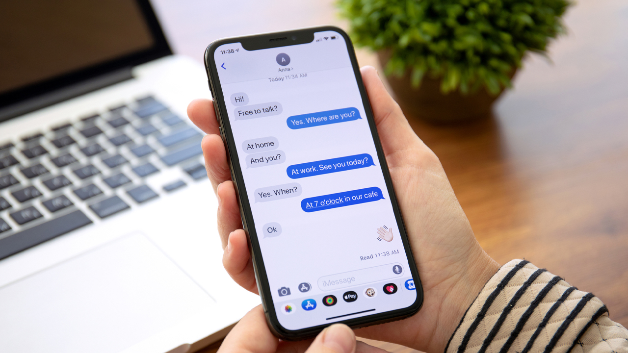 FBI có cảnh báo đặc biệt quan trọng đến việc nhắn tin, nhất là ai đang dùng iPhone- Ảnh 1.