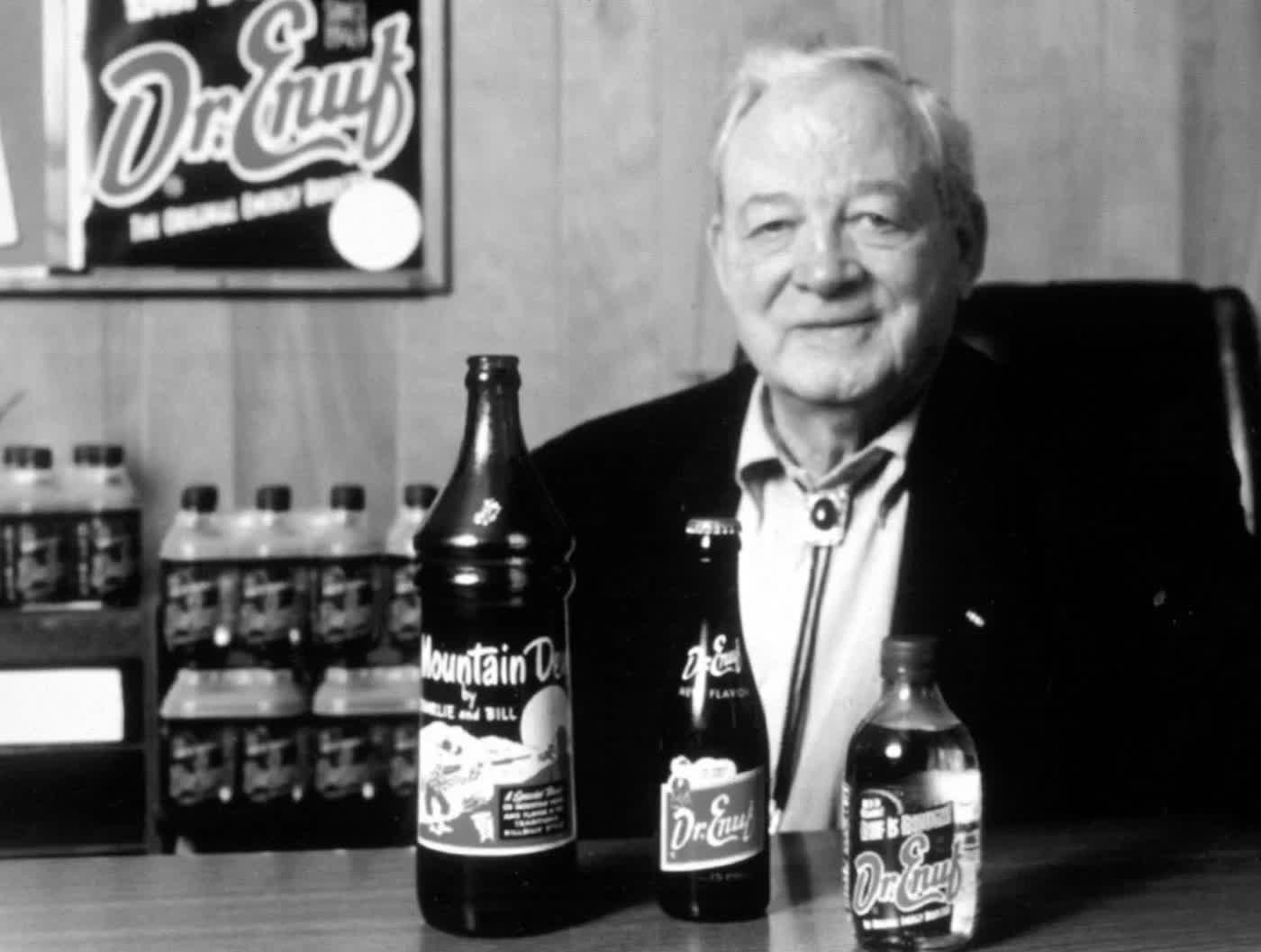 Lịch sử lạ l&ugrave;ng v&agrave; bất ngờ của nước tăng lực- Ảnh 2.