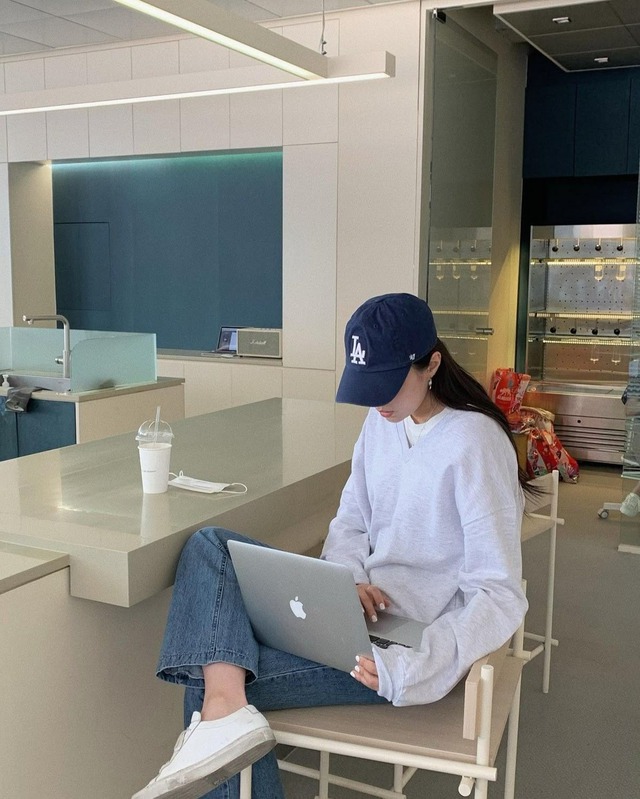 Cuộc sống nh&igrave;n th&igrave; ổn, nhưng v&iacute; tiền của t&ocirc;i th&igrave; kh&ocirc;ng- Ảnh 3.