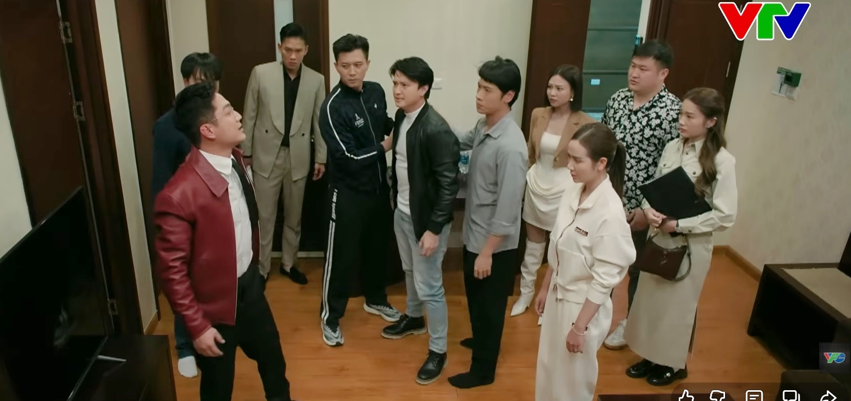 C&uacute; lừa sốc nhất phim Việt giờ v&agrave;ng- Ảnh 5.