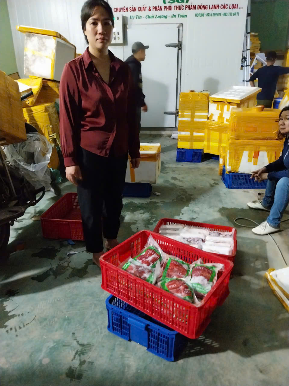 Đồng loạt kh&aacute;m x&eacute;t ở nhiều tỉnh th&agrave;nh trong chuy&ecirc;n &aacute;n lớn, bắt Gi&aacute;m đốc Trần Thị Vạn Phước v&agrave; 7 người- Ảnh 4.