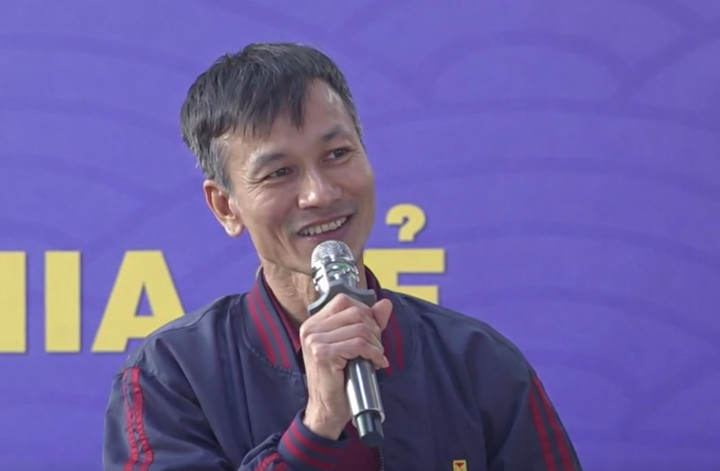 C&acirc;u hỏi "sao mẹ kh&ocirc;ng hỏi con l&agrave;m sao đạt 9,75 điểm" khiến phụ huynh sững người- Ảnh 3.