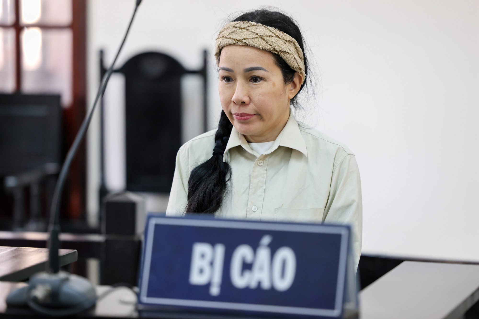 Vụ &aacute;n li&ecirc;n quan Nguyễn Phương Hằng: H&igrave;nh ảnh dẫn giải chủ k&ecirc;nh YouTube Lan Đinh s&aacute;ng nay- Ảnh 1.