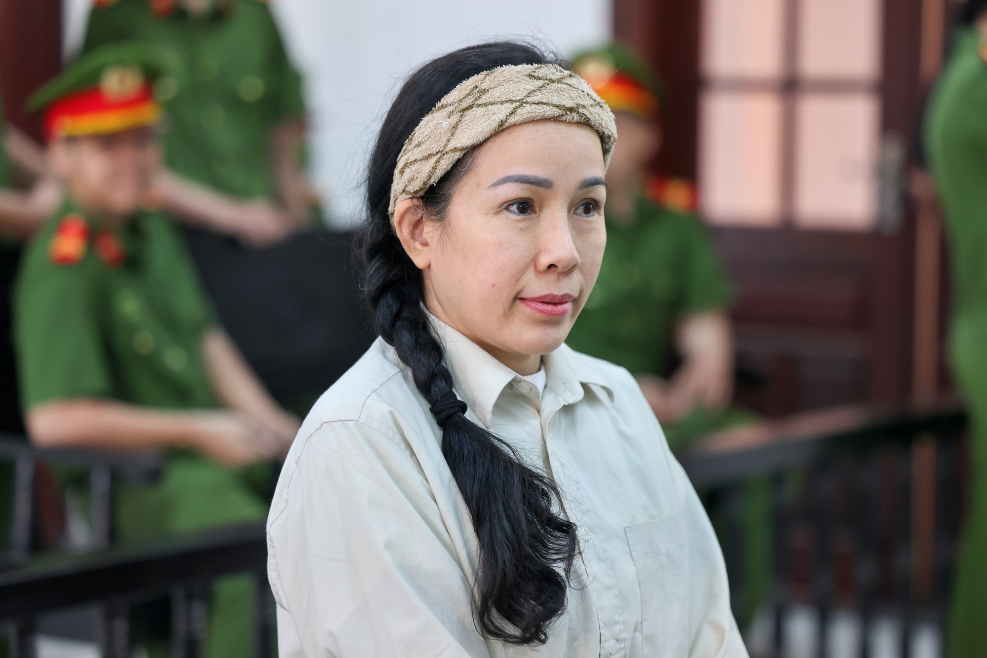 Vụ &aacute;n li&ecirc;n quan Nguyễn Phương Hằng: H&igrave;nh ảnh dẫn giải chủ k&ecirc;nh YouTube Lan Đinh s&aacute;ng nay- Ảnh 2.