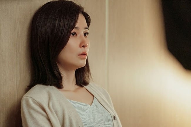 N&agrave;ng d&acirc;u "n&aacute;o loạn" MXH h&ocirc;m nay: "T&ocirc;i cảm thấy may mắn v&igrave; bị bố mẹ chồng từ mặt"- Ảnh 2.