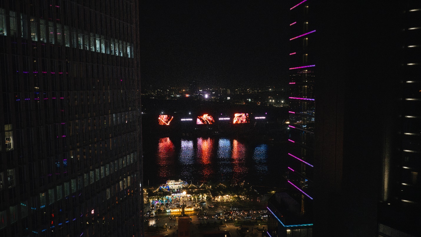 Louis Vuitton mang di sản Monogram &ldquo;phủ s&oacute;ng&rdquo; trung t&acirc;m TP.HCM- Ảnh 2.