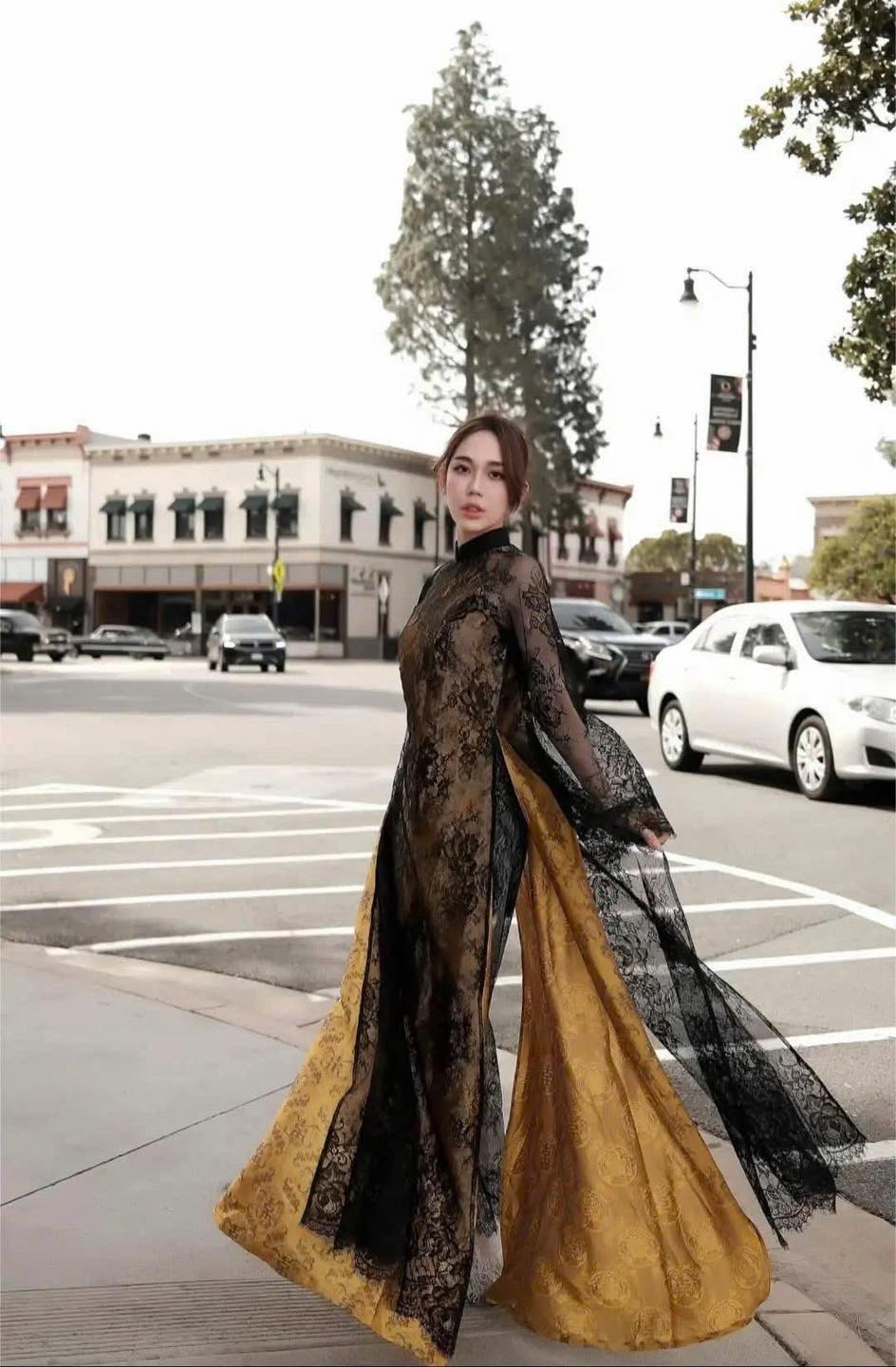 Điểm &ldquo;ch&iacute; mạng&rdquo; khi diện &aacute;o d&agrave;i Tết m&agrave; nhiều người kh&ocirc;ng để &yacute;: Đẹp, sang, tinh tế hay kh&ocirc;ng l&agrave; ở chi tiết n&agrave;y- Ảnh 5.