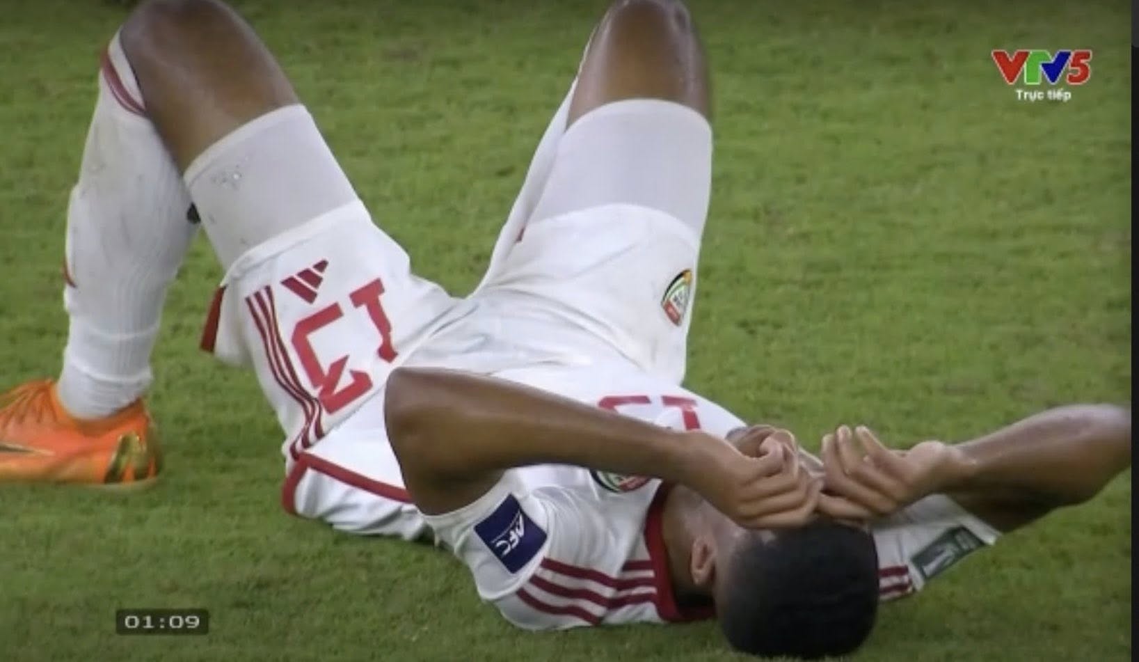 U23 Việt Nam chơi đ&atilde; hay, h&agrave;nh động với đối thủ c&ograve;n đẹp! Kh&ocirc;ng c&oacute; điểm ch&ecirc;- Ảnh 4.