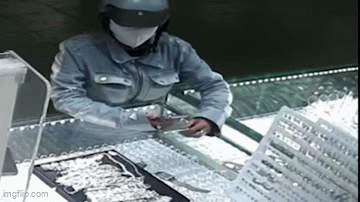 Người phụ nữ trộm vàng trắng trị giá 160 triệu bị bắt sau 7 giờ truy xét: Quá khứ bất hảo- Ảnh 1.