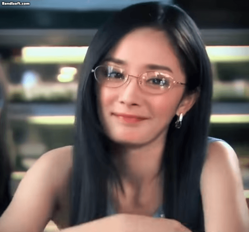 Nhìn mỹ nhân này mới hiểu thế nào là cành vàng lá ngọc: Đẹp điên đẹp khùng, đôi mắt độc nhất showbiz- Ảnh 5.