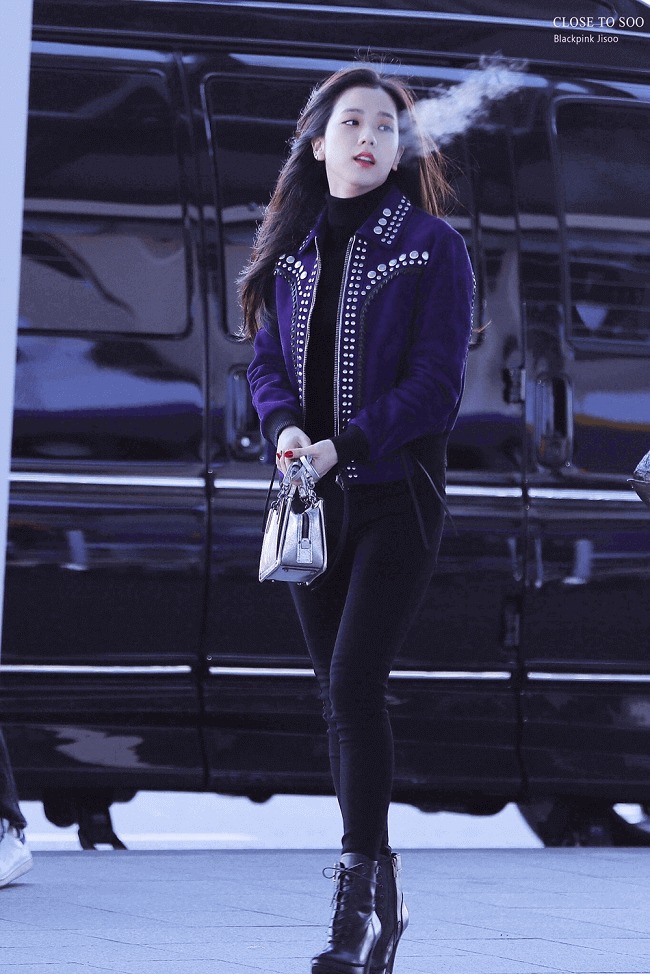 Showbiz c&oacute; h&agrave;ng vạn mỹ nh&acirc;n nhưng chỉ 1 người "đứng thở cũng xuất thần", mặc g&igrave; cũng ra kh&iacute; chất tiểu thư- Ảnh 3.