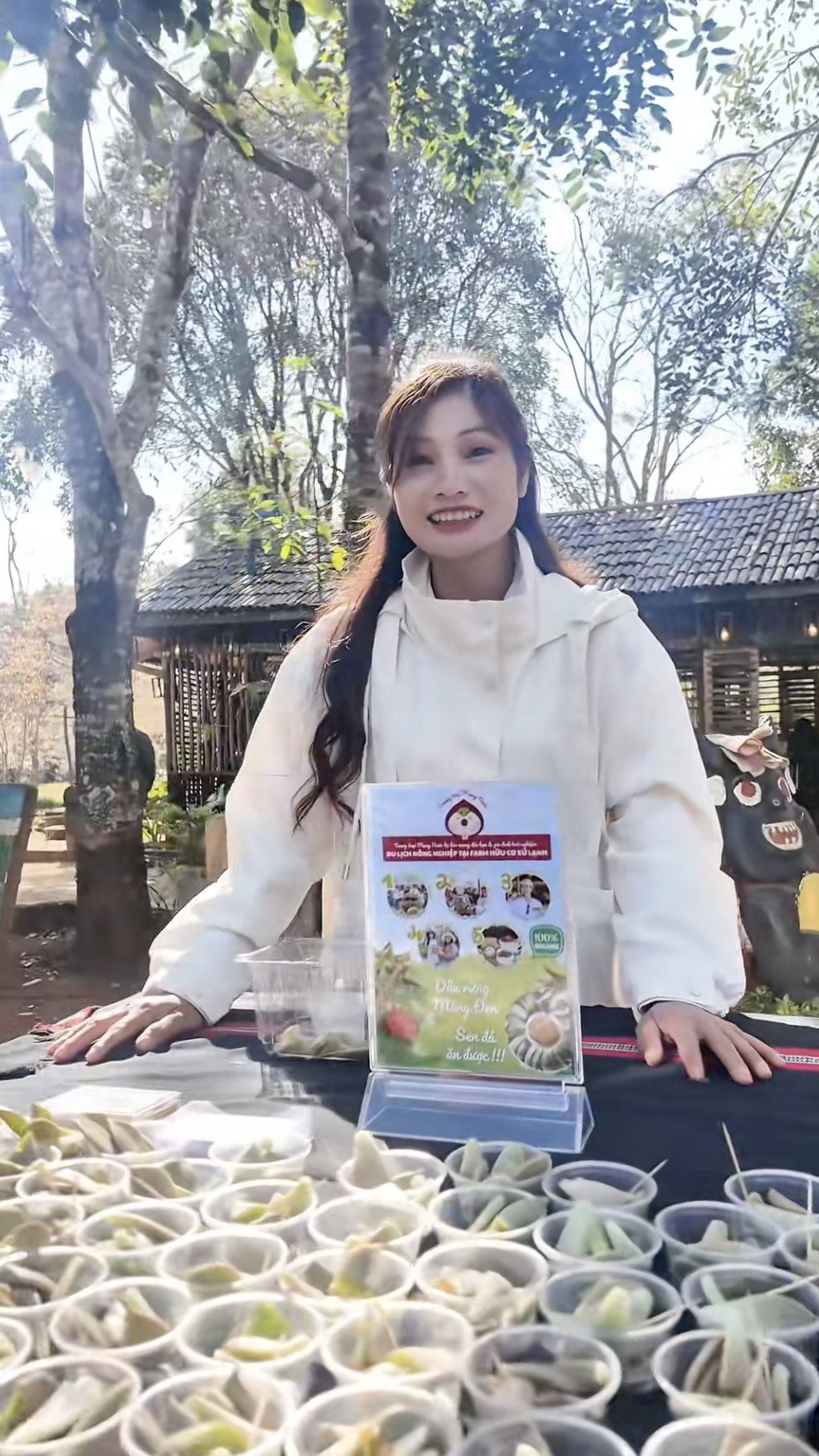 Cảnh b&aacute;o tr&agrave;o lưu ăn sống sen đ&aacute; chấm muối ớt, cẩn thận rước họa v&agrave;o th&acirc;n- Ảnh 10.