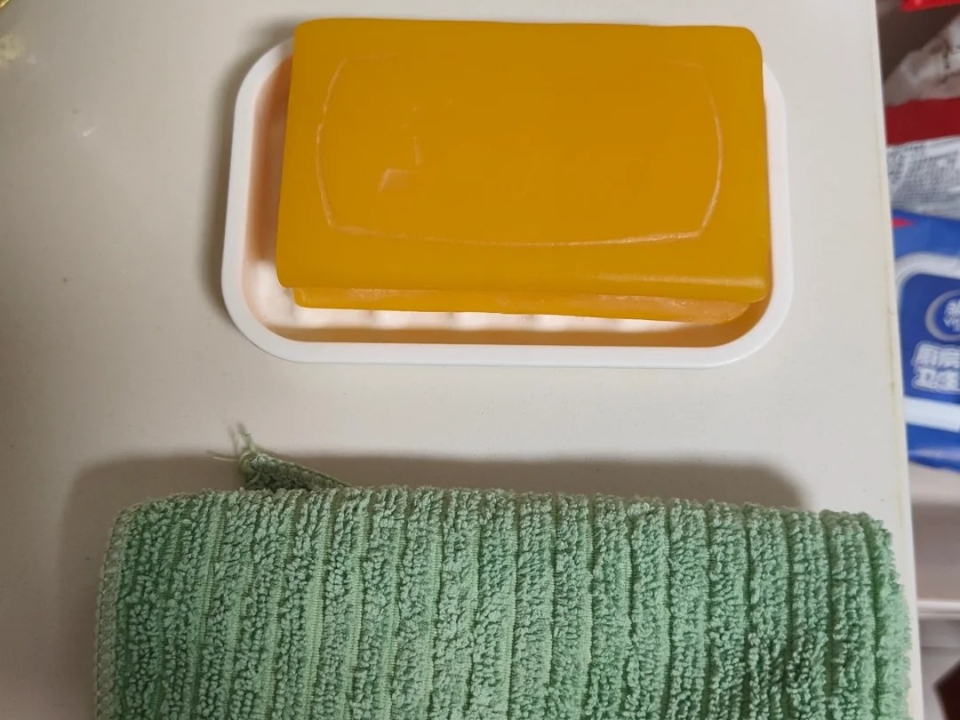 Mẹ t&ocirc;i chỉ d&ugrave;ng đ&uacute;ng 2 mẹo dọn bếp n&agrave;y: Kh&ocirc;ng mua chất tẩy, nh&agrave; bếp vẫn sạch bong kin k&iacute;t- Ảnh 2.