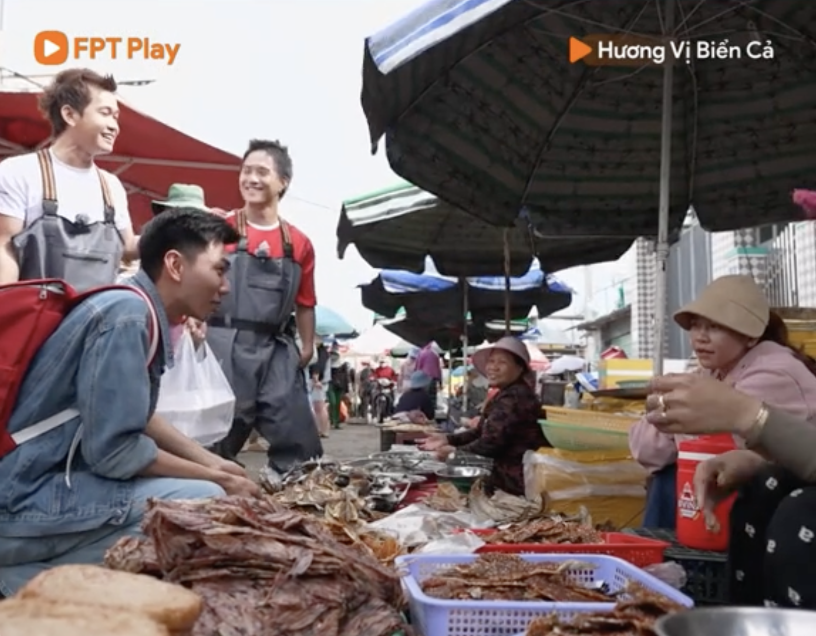 Khoai Lang Thang l&agrave;m g&igrave; n&ecirc;n tội khiến d&acirc;n mạng đồng loạt đ&ograve;i đuổi về gấp- Ảnh 1.